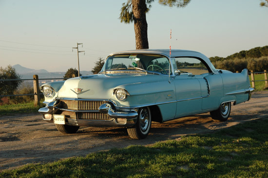 NOLEGGIO CADILLAC 62 SEDAN DE VILLE ANNO 1956